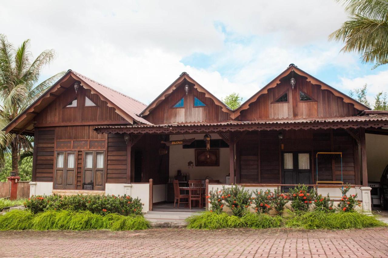 Fox Hill Kuah Exterior foto