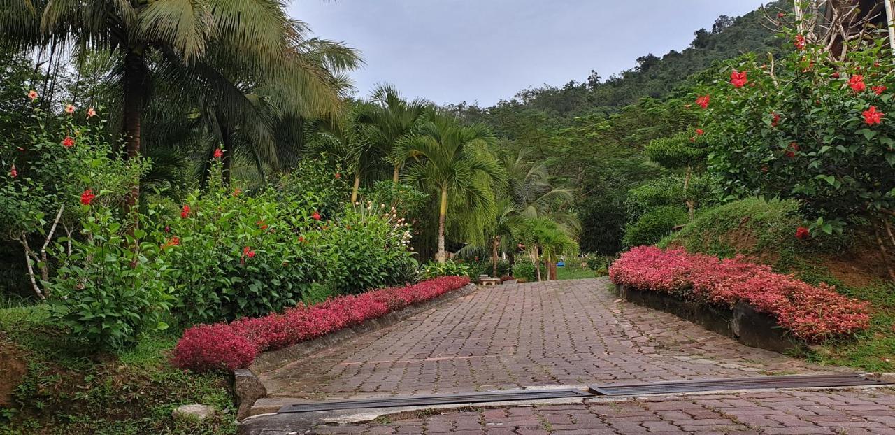 Fox Hill Kuah Exterior foto