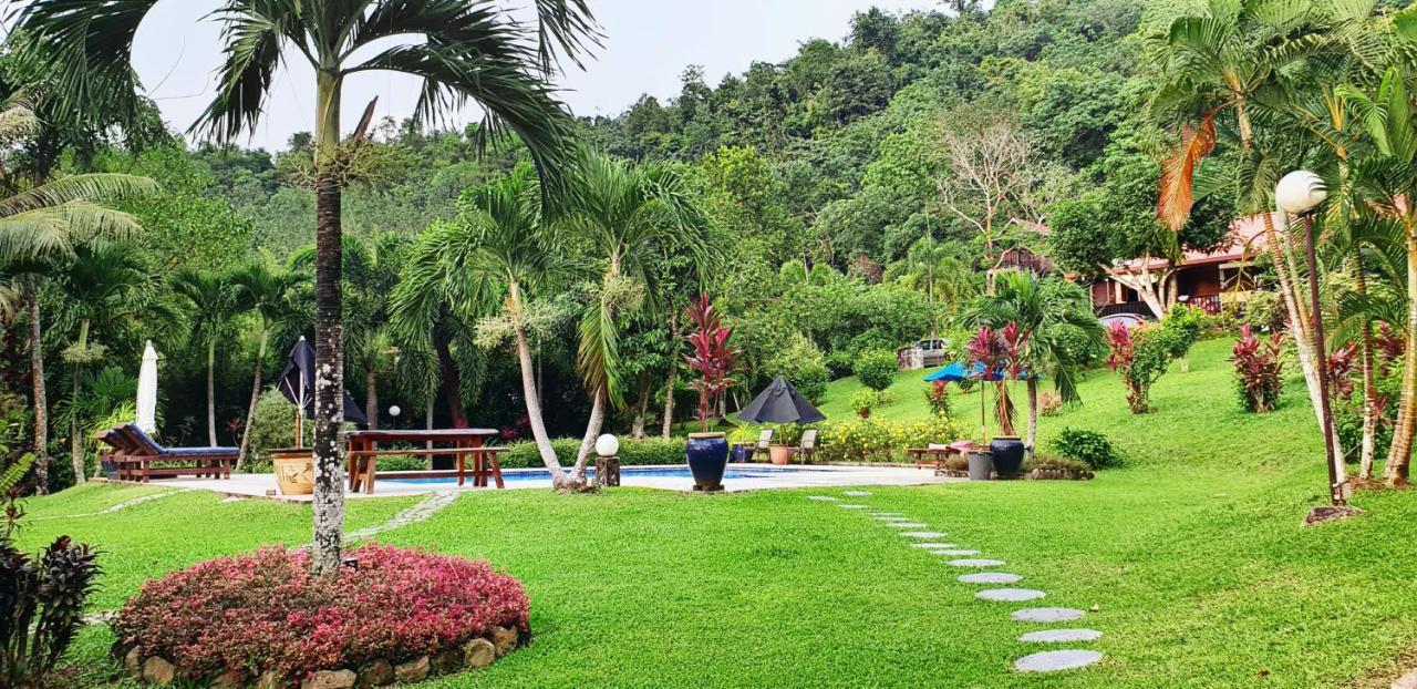 Fox Hill Kuah Exterior foto